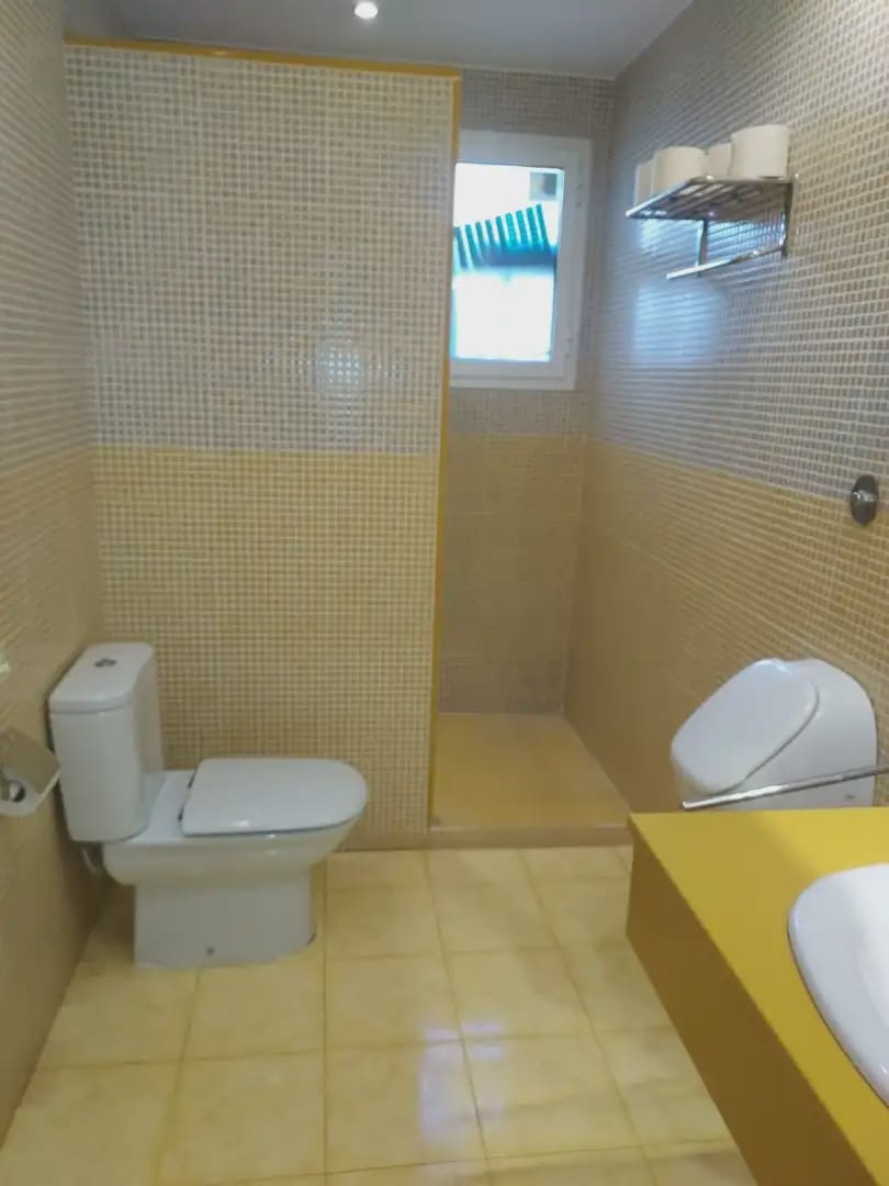 Casa de 4 habitaciones en Alginet en venta con garaje - 260.000 € (Ref: 9797389)