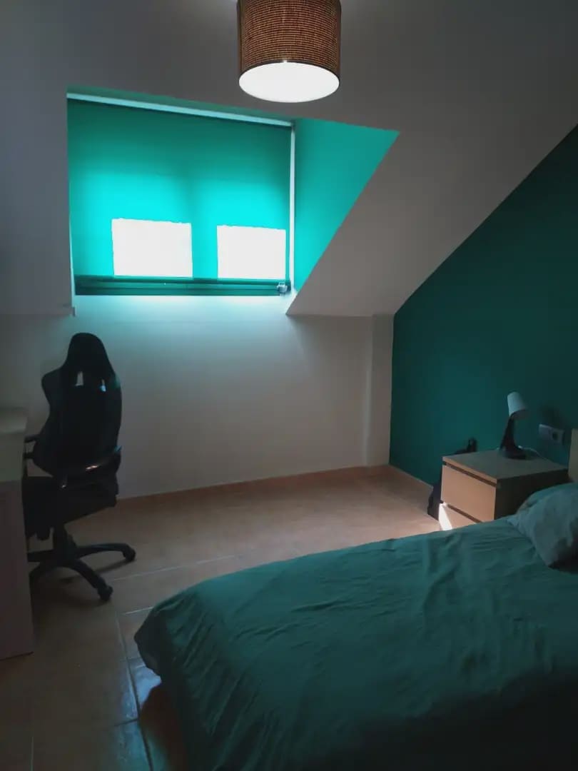 Casa de 4 habitaciones en Alginet en venta con garaje - 260.000 € (Ref: 9797389)