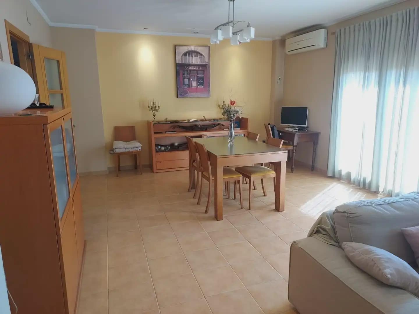 Casa de 4 habitaciones en Alginet en venta con garaje - 260.000 € (Ref: 9797389)