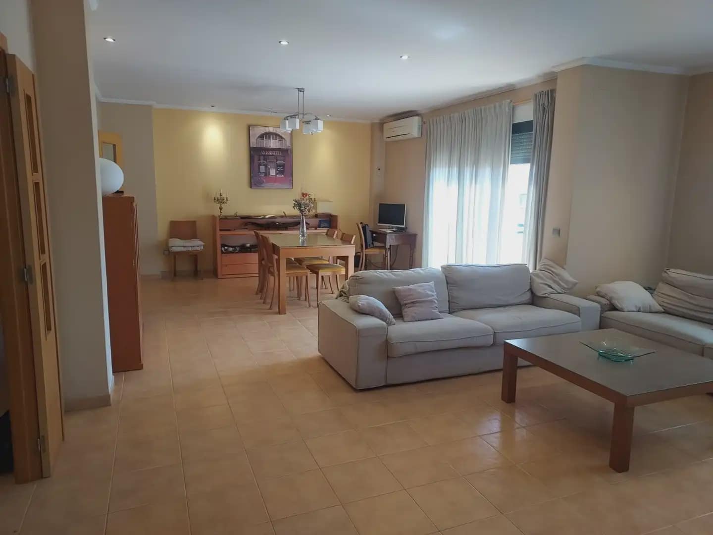 Casa de 4 habitaciones en Alginet en venta con garaje - 260.000 € (Ref: 9797389)