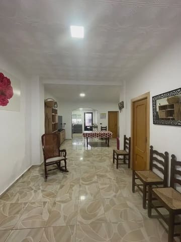 2 bedroom Townhouse for sale in Alginet - € 106,000 (Ref: 9807420)