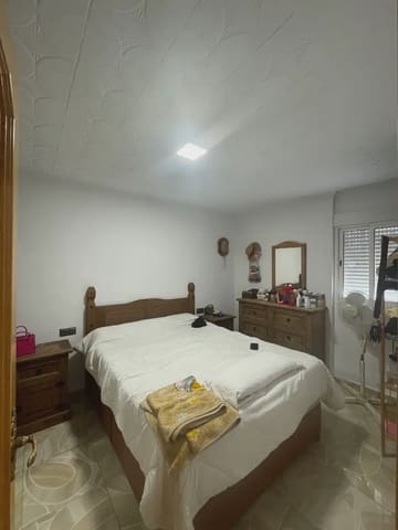 2 bedroom Townhouse for sale in Alginet - € 106,000 (Ref: 9807420)
