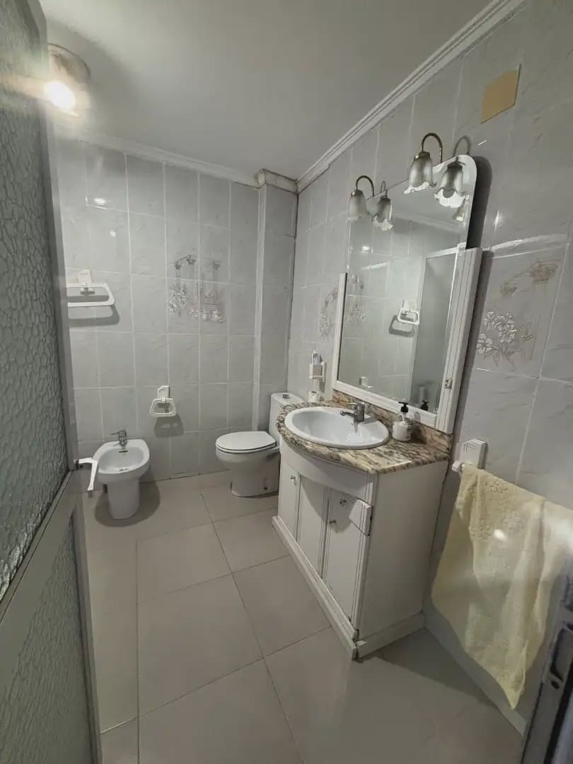 5 bedroom Townhouse for sale in Alginet with garage - € 190,000 (Ref: 9844557)