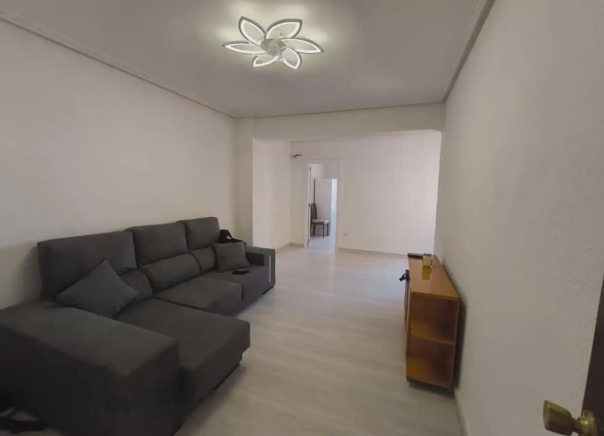 3 bedroom Flat for sale in Alginet with garage - € 169,000 (Ref: 9877874)