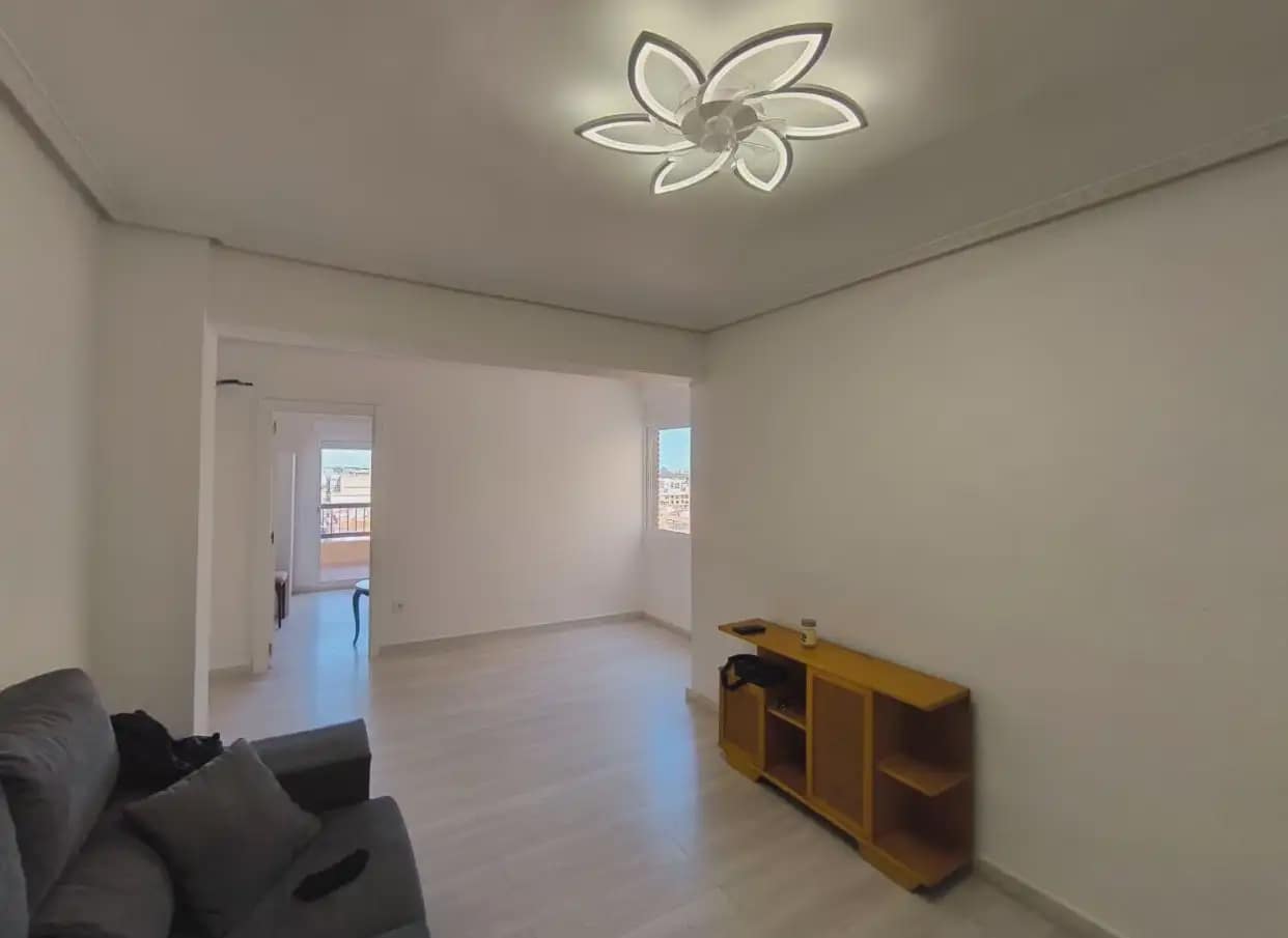 3 bedroom Flat for sale in Alginet with garage - € 169,000 (Ref: 9877874)