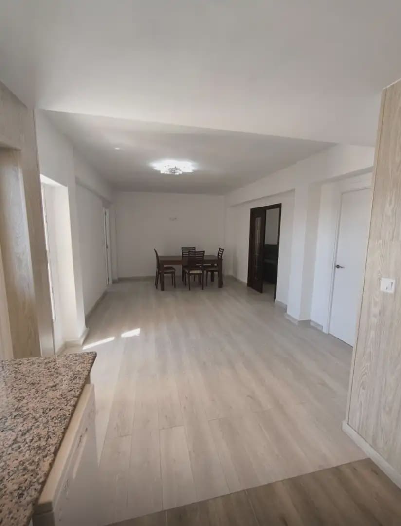 3 bedroom Flat for sale in Alginet with garage - € 169,000 (Ref: 9877874)