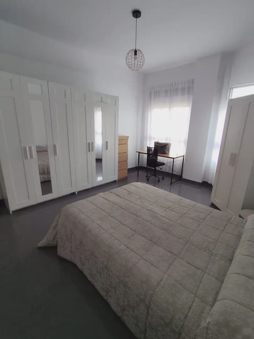 5 slaapkamer Huis te koop in Alginet met garage - € 349.000 (Ref: 9883686)