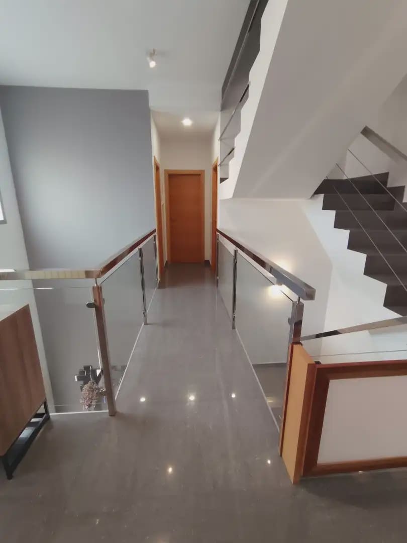 5 slaapkamer Huis te koop in Alginet met garage - € 349.000 (Ref: 9883686)