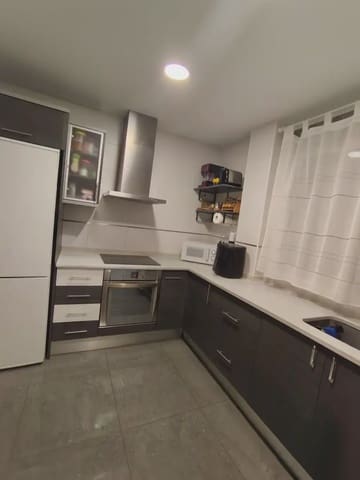 5 slaapkamer Huis te koop in Alginet met garage - € 349.000 (Ref: 9883686)