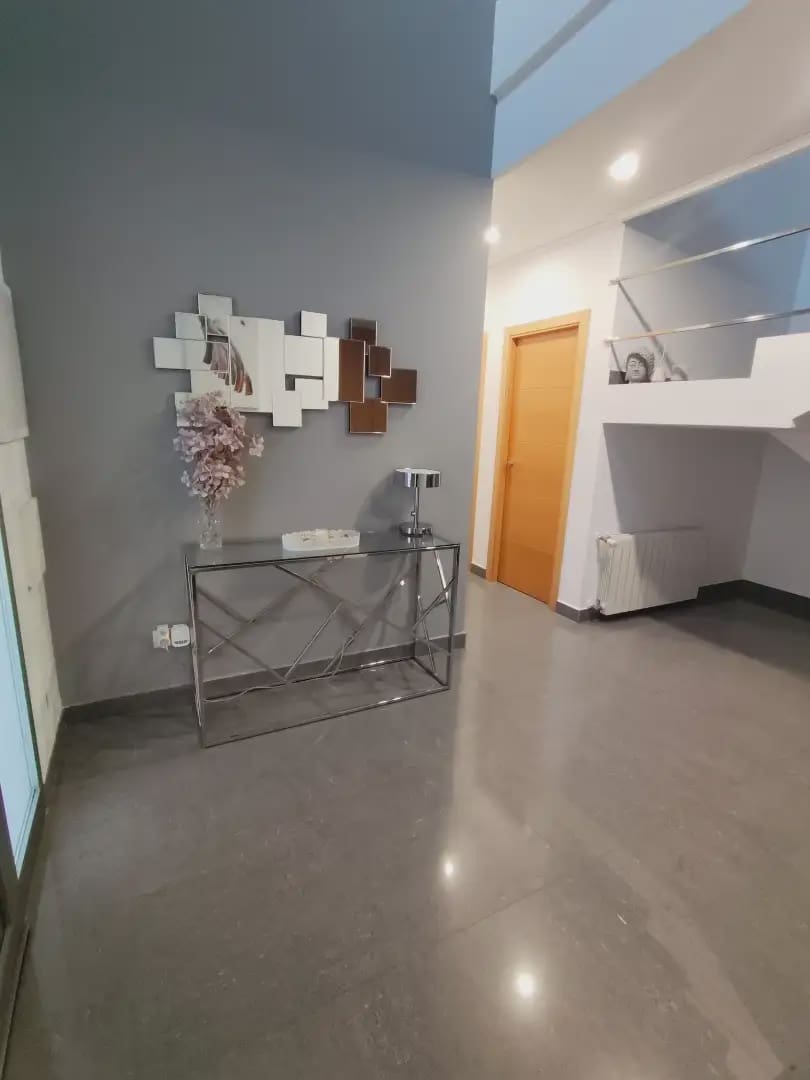 5 slaapkamer Huis te koop in Alginet met garage - € 349.000 (Ref: 9883686)