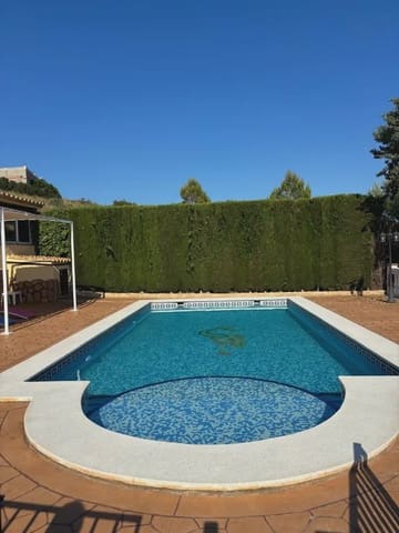4 soverom Villa til salgs i Alginet med svømmebasseng garasje - € 420 000 (Ref: 9935458)