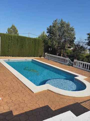 4 soverom Villa til salgs i Alginet med svømmebasseng garasje - € 420 000 (Ref: 9935458)