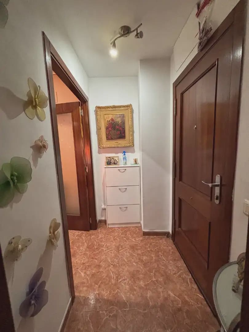 3 bedroom Flat for sale in Alginet with garage - € 160,000 (Ref: 9938886)