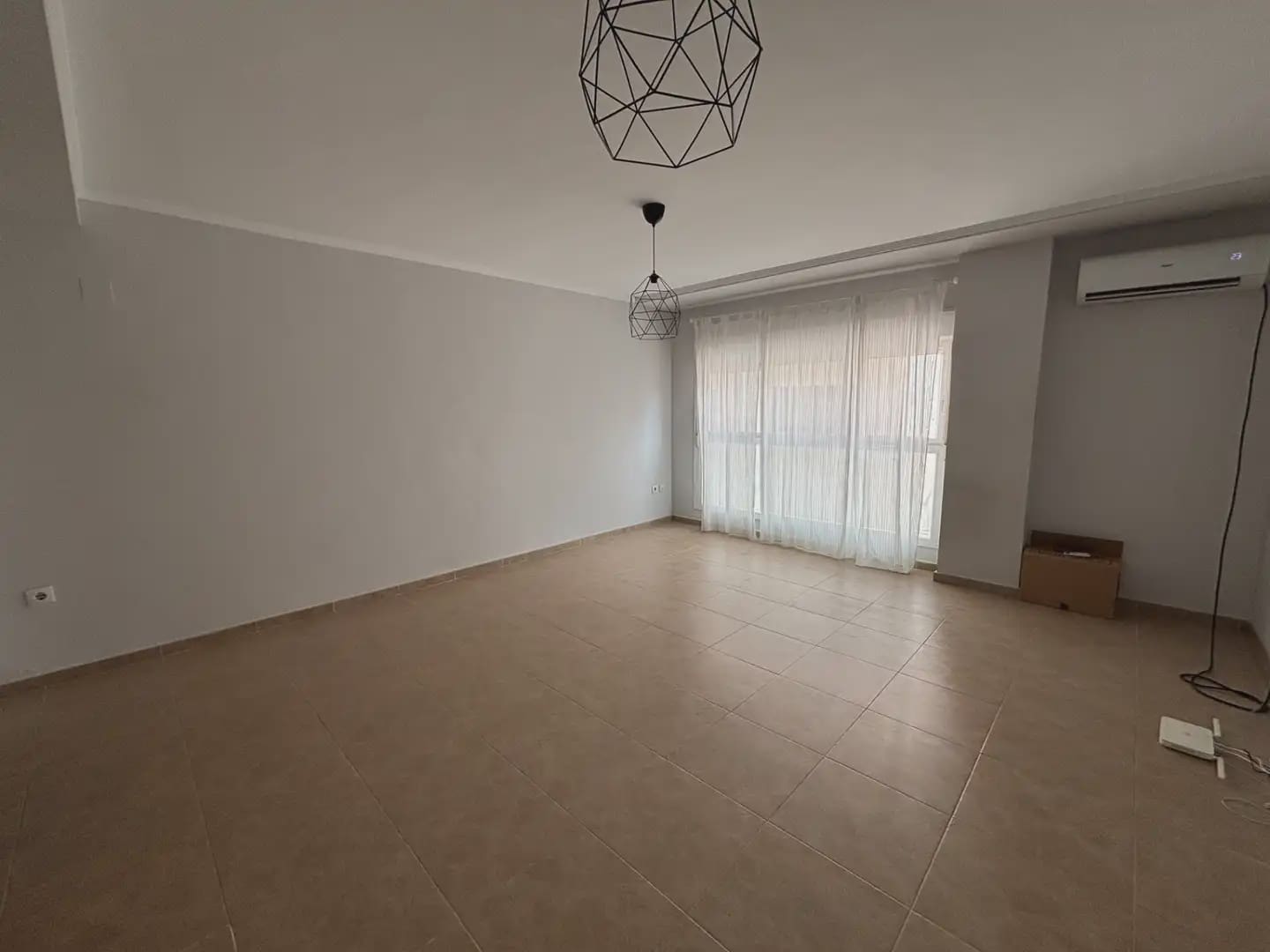 2 bedroom Flat for sale in Alginet - € 156,000 (Ref: 9938997)