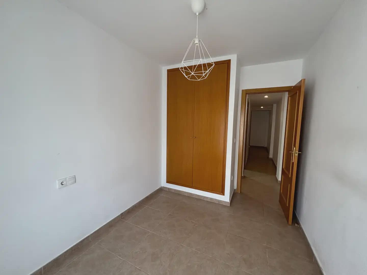 2 bedroom Flat for sale in Alginet - € 156,000 (Ref: 9938997)