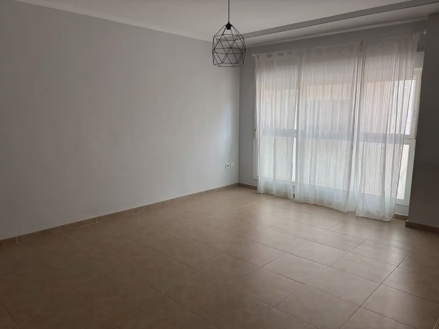2 bedroom Flat for sale in Alginet - € 156,000 (Ref: 9938997)