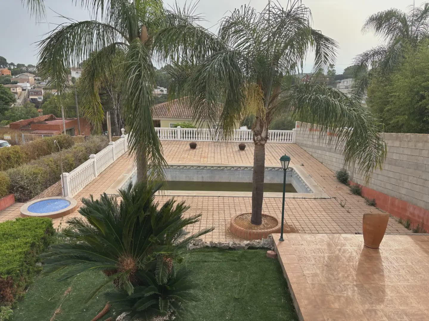 4 soveværelse Villa til salg i Alginet med swimmingpool garage - € 390.000 (Ref: 9972542)