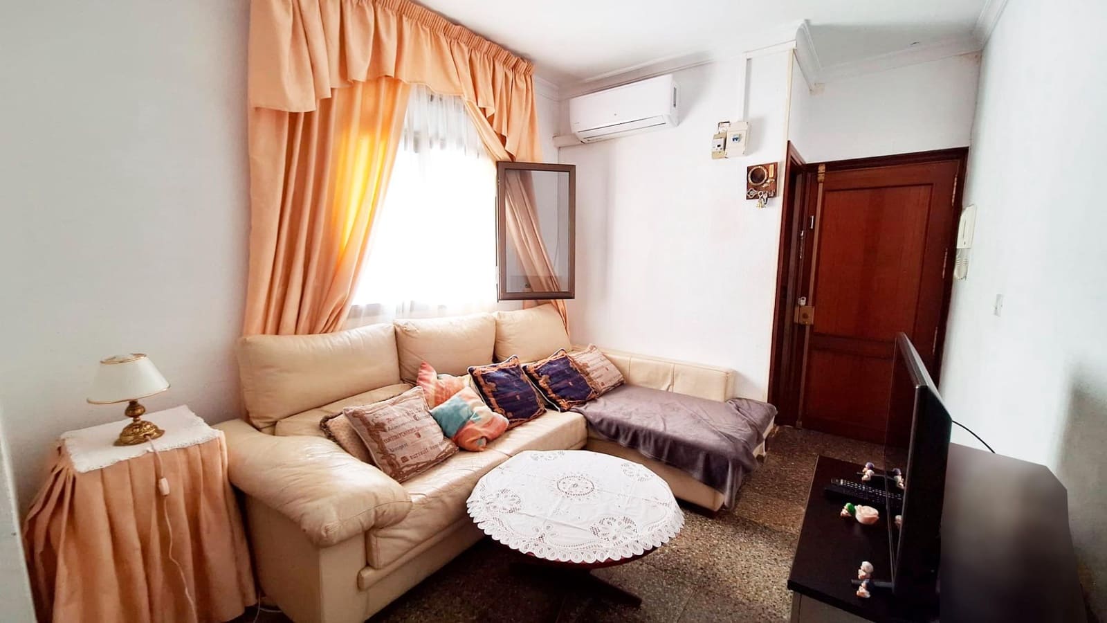 3 soveværelse Lejlighed til salg i Cordoba by - € 94.500 (Ref: 9901478)