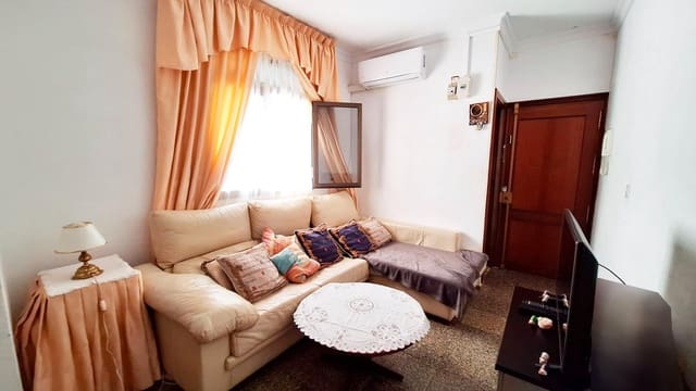 3 slaapkamer Flat te koop in San Lorenzo, Córdoba stad - € 94.500 (Ref: 9901478)