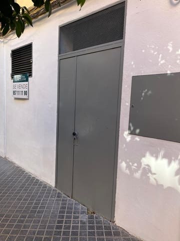 Erhverv til salg i Ciudad Jardín, Córdoba by - € 65.000 (Ref: 9901482)