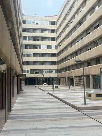 Local Comercial en Centro, Córdoba ciudad en alquiler - 1.750 € (Ref: 9901484)