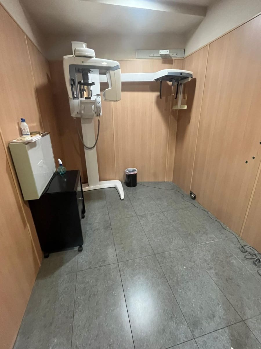 Local Comercial en Córdoba ciudad en alquiler - 1.750 € (Ref: 9901484)