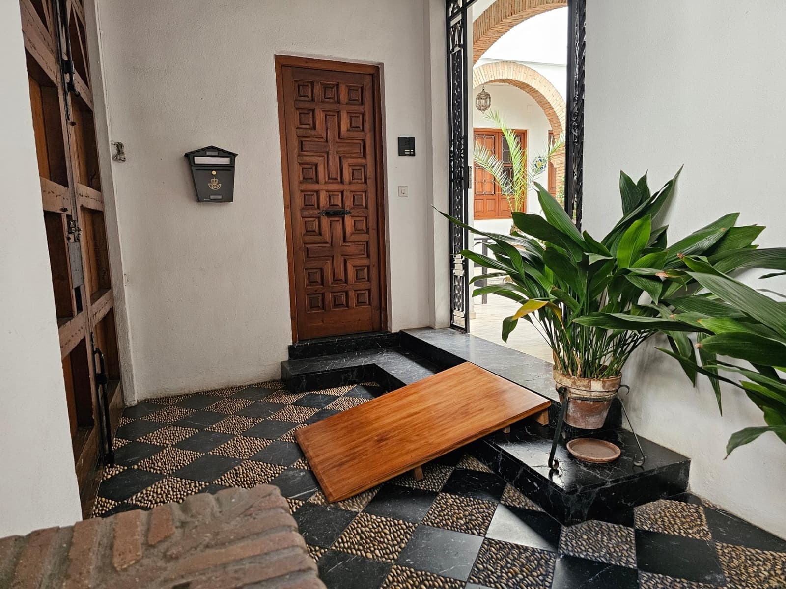 10 bedroom Apartment for sale in Cordoba city - € 649,000 (Ref: 9901487)