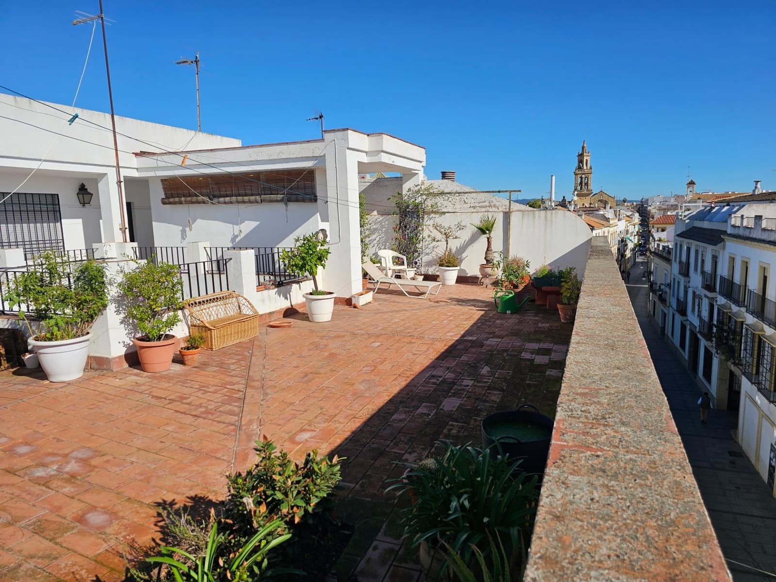 10 bedroom Apartment for sale in Cordoba city - € 649,000 (Ref: 9901487)