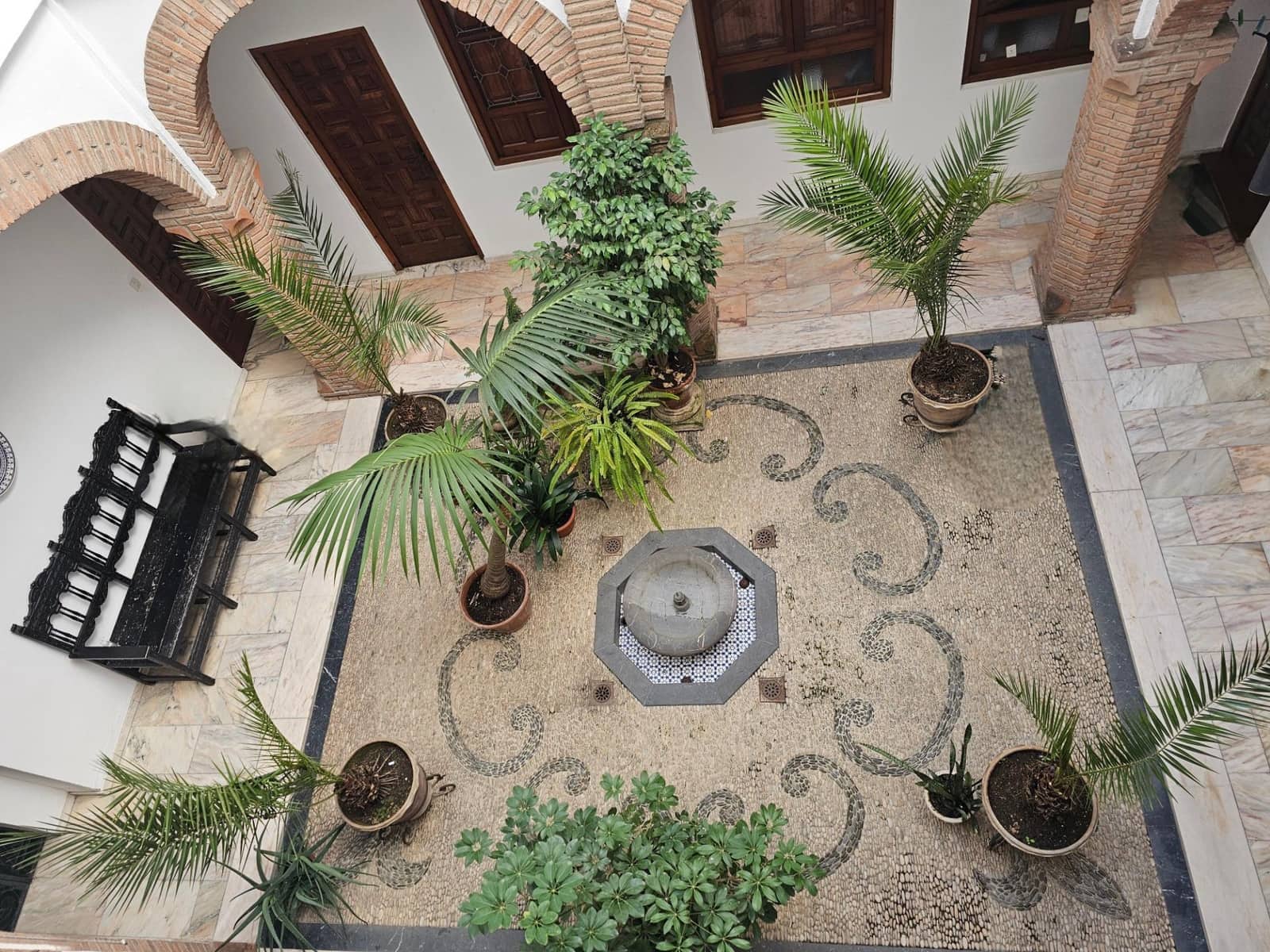 10 bedroom Apartment for sale in Cordoba city - € 649,000 (Ref: 9901487)