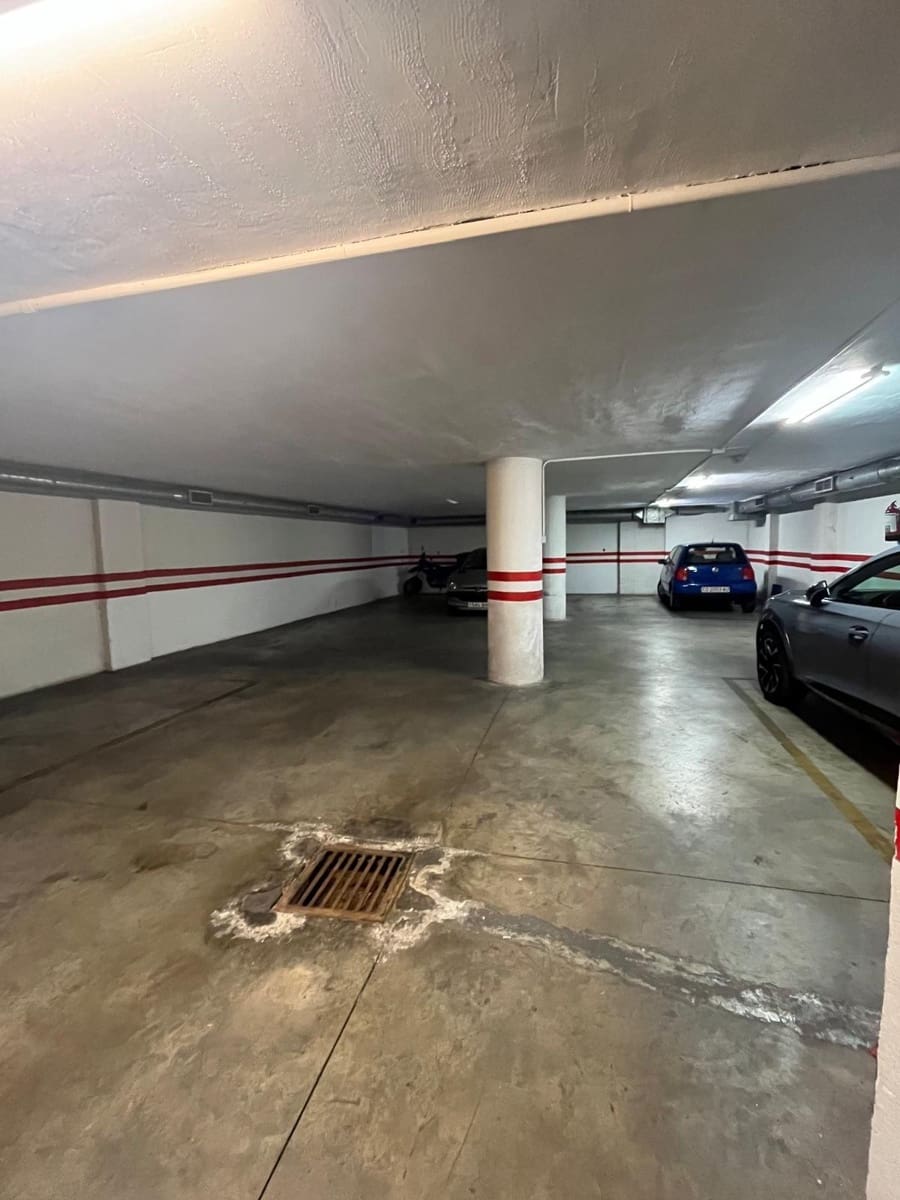 Garage till salu i Cordoba stad - 19 900 € (Ref: 9901488)