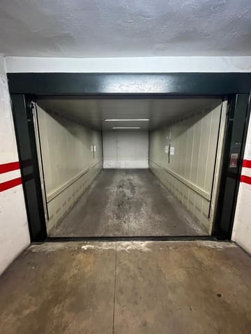 Autotalli myytävänä paikassa Centro, Córdoba kaupunki - 19 900 € (Ref: 9901488)
