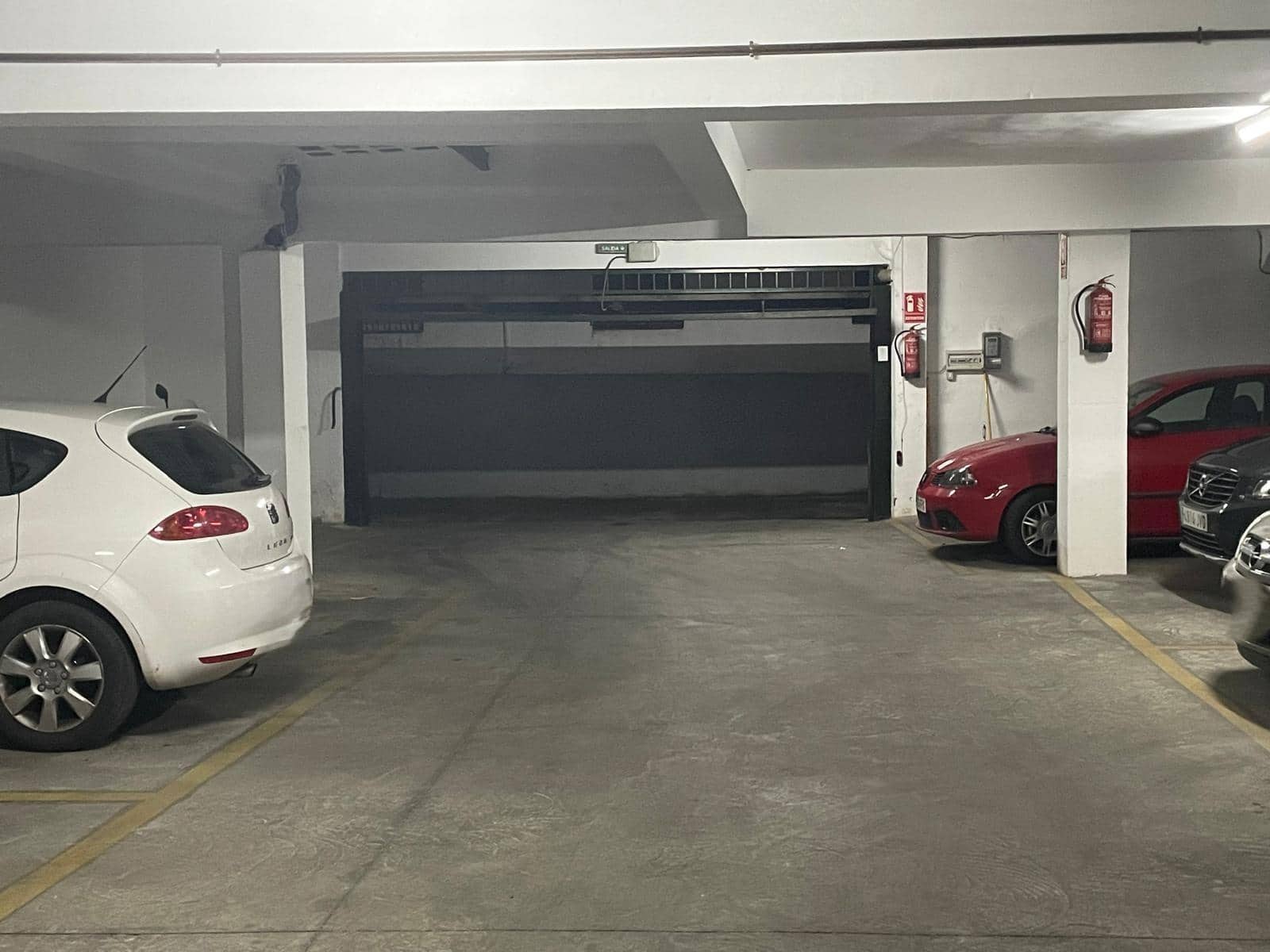 Garage for rent in Cordoba city - € 110 (Ref: 9901489)