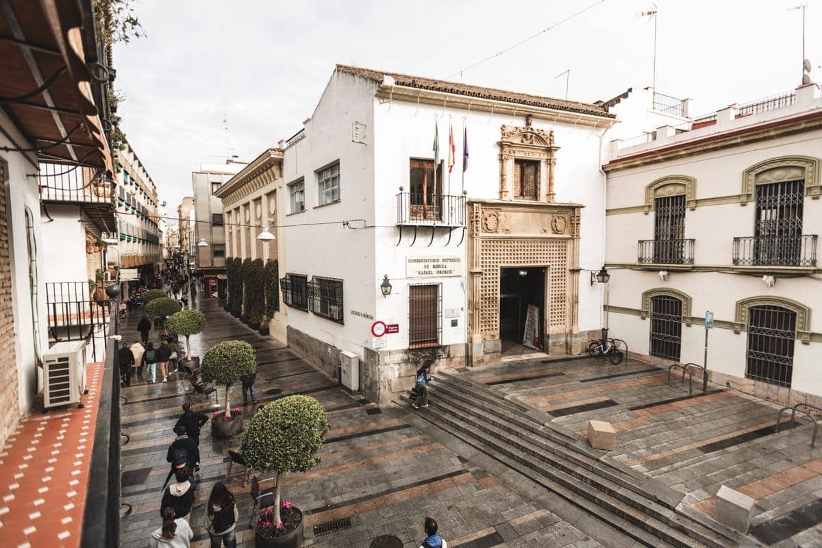 5 bedroom Flat for sale in Cordoba city - € 449,900 (Ref: 9901491)