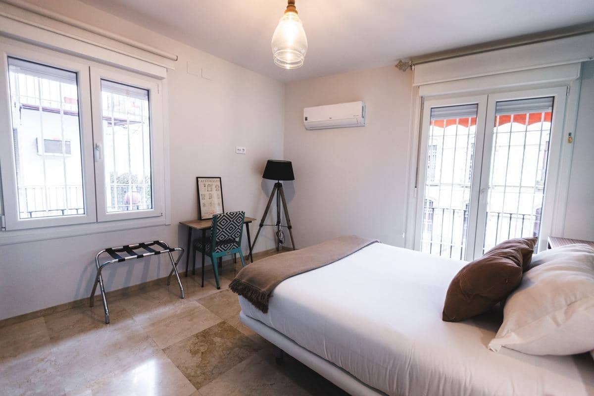 5 bedroom Flat for sale in Cordoba city - € 449,900 (Ref: 9901491)