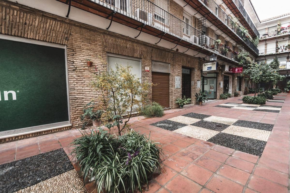 5 bedroom Flat for sale in Cordoba city - € 449,900 (Ref: 9901491)