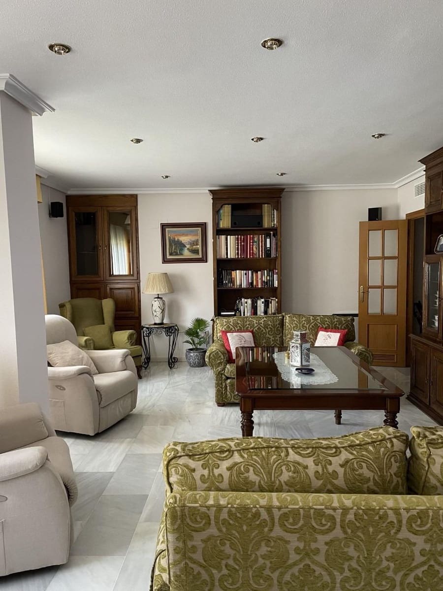 5 soverom Leilighet til salgs i Cordoba by med garasje - € 379 900 (Ref: 9901497)