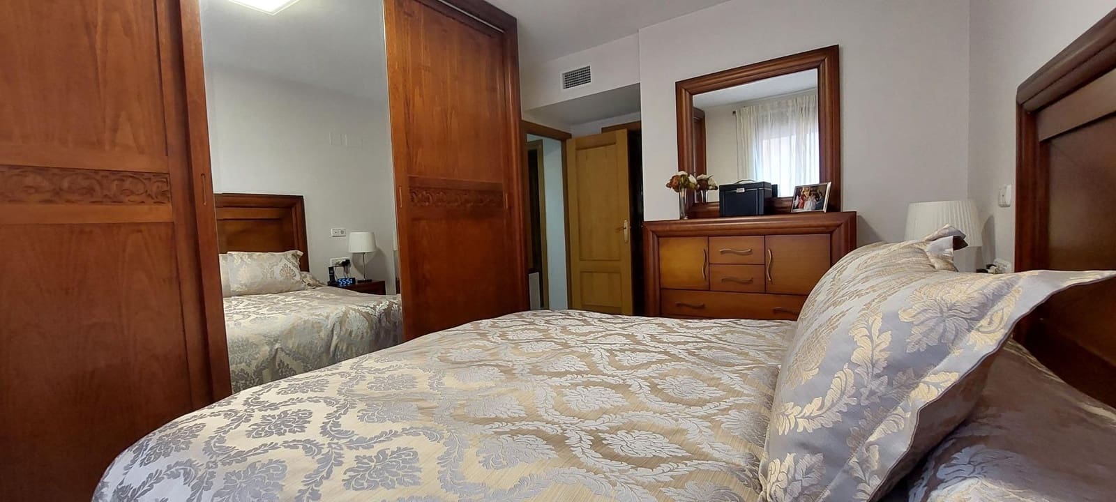 5 soverom Leilighet til salgs i Cordoba by med garasje - € 379 900 (Ref: 9901497)