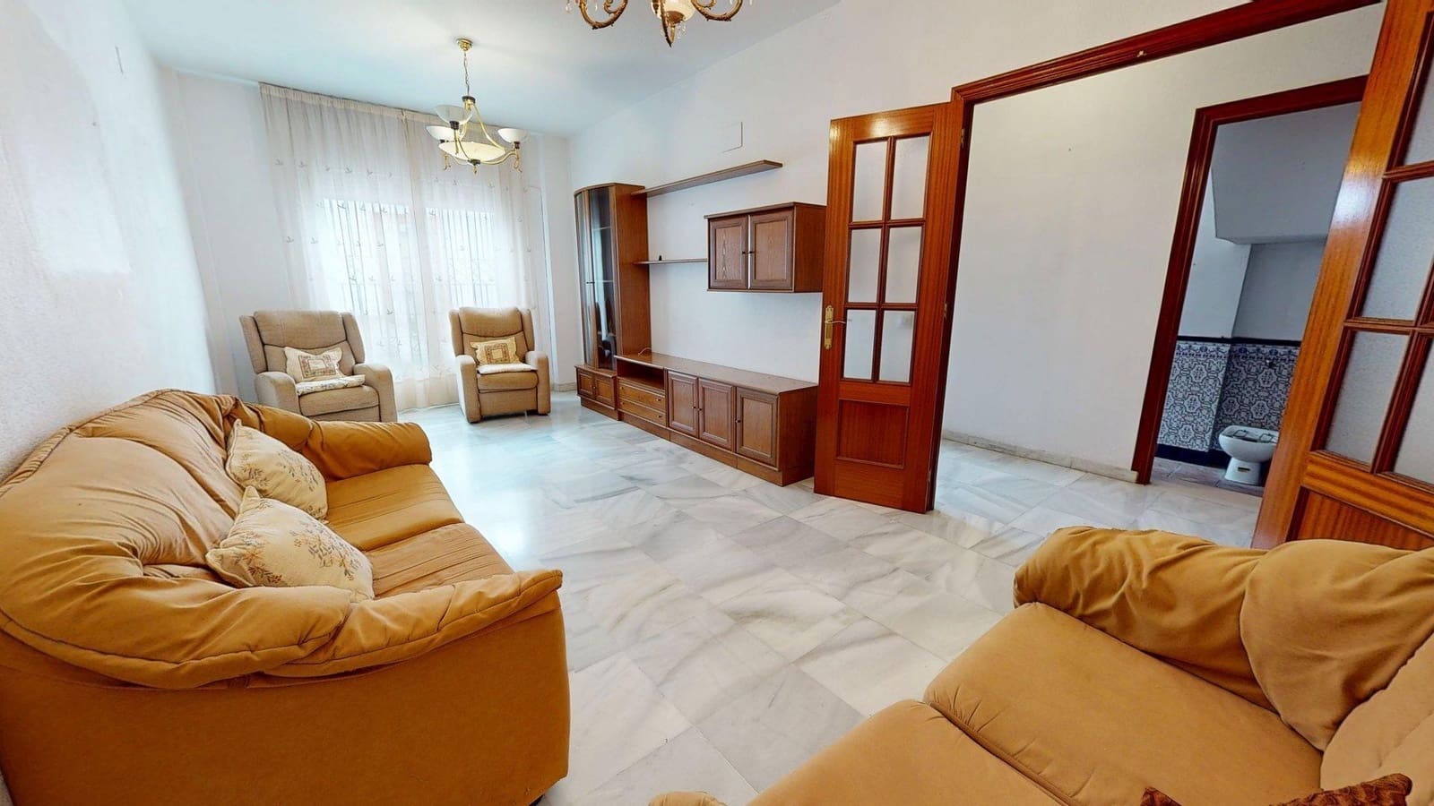 5 quarto Moradia em Banda para venda em Cordova cidade com garagem - 360 000 € (Ref: 9901498)