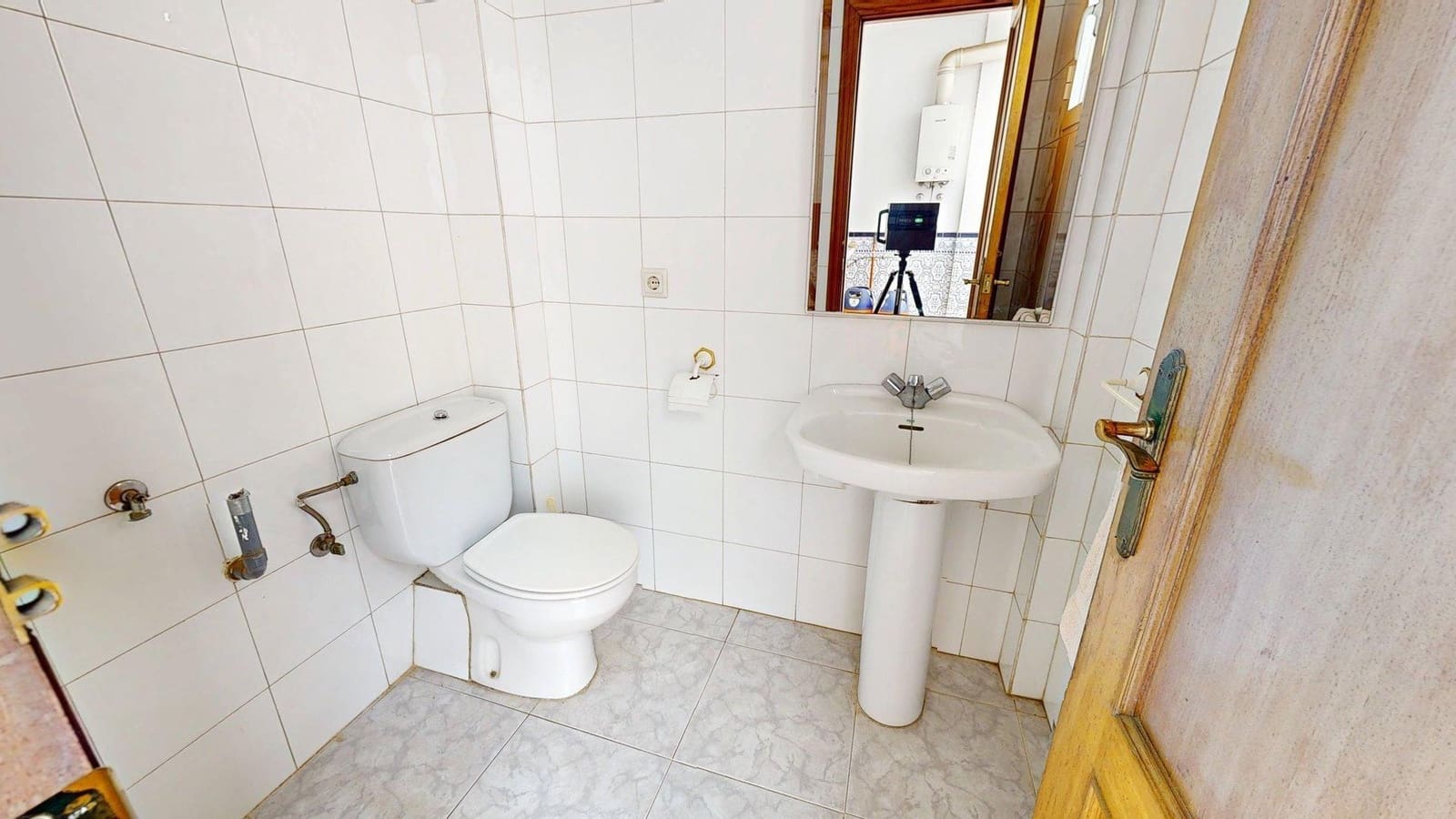 5 quarto Moradia em Banda para venda em Cordova cidade com garagem - 360 000 € (Ref: 9901498)