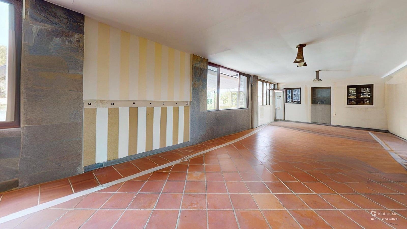 6 bedroom Villa for sale in Cordoba city with pool garage - € 900,000 (Ref: 9901500)