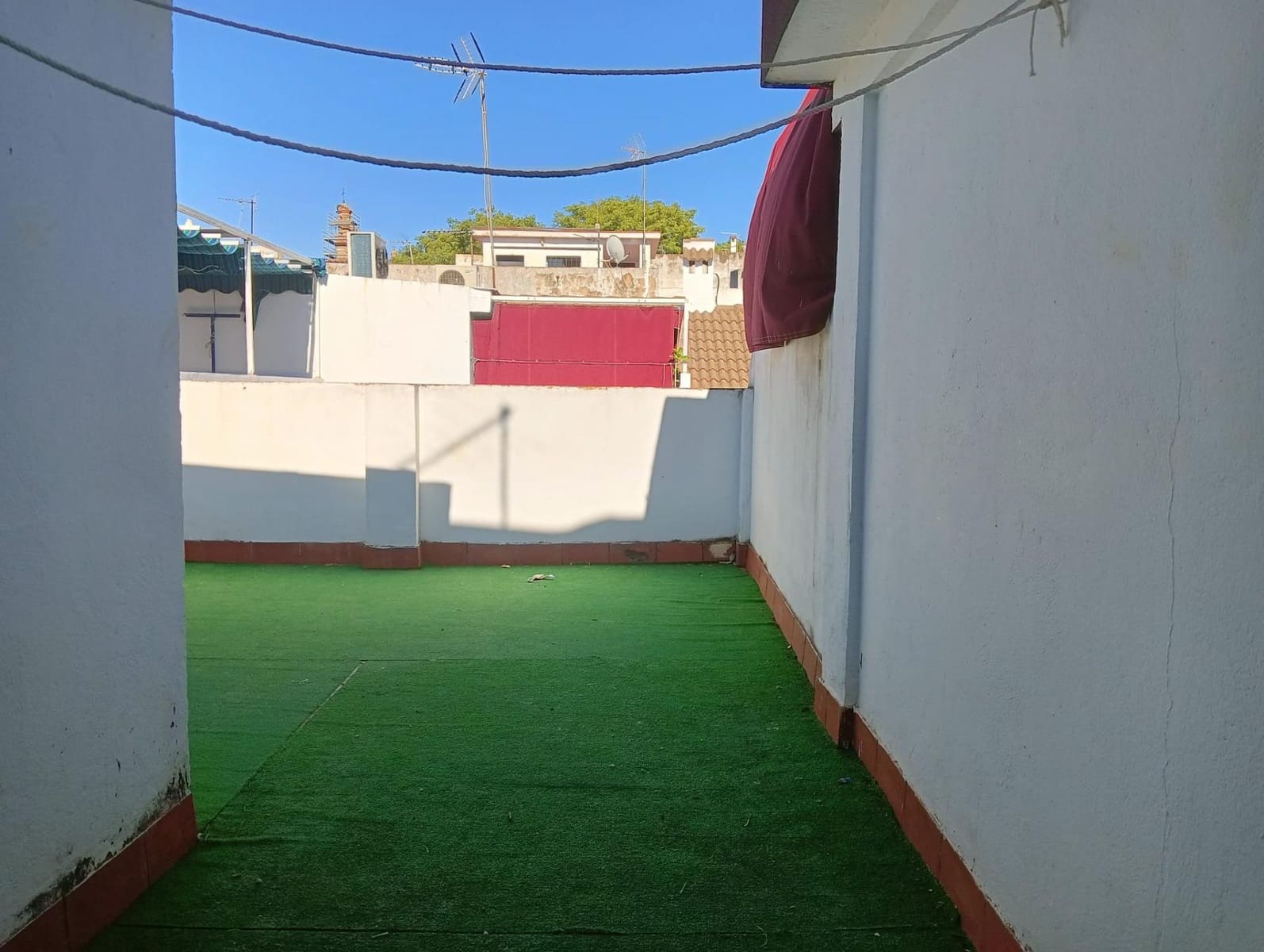 4 quarto Moradia em Banda para venda em Cordova cidade com garagem - 205 000 € (Ref: 9901501)