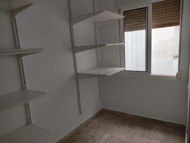 4 quarto Moradia em Banda para venda em Cordova cidade com garagem - 205 000 € (Ref: 9901501)