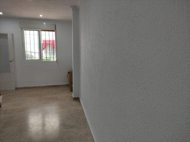 4 quarto Moradia em Banda para venda em Cordova cidade com garagem - 205 000 € (Ref: 9901501)