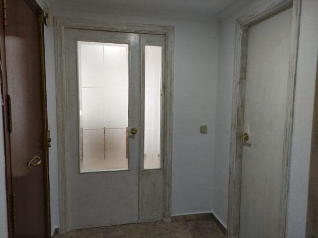 4 quarto Moradia em Banda para venda em Cordova cidade com garagem - 205 000 € (Ref: 9901501)