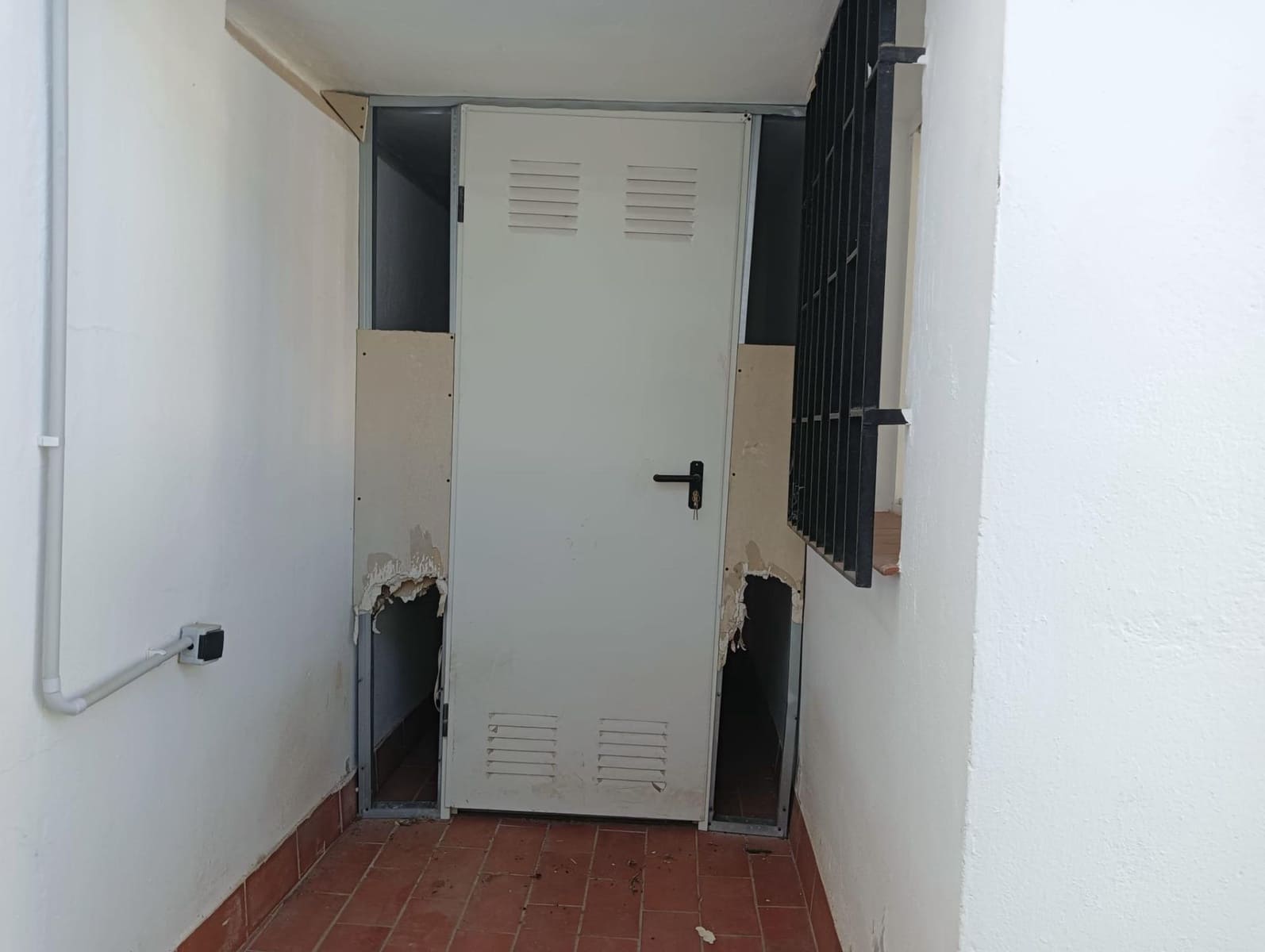 4 quarto Moradia em Banda para venda em Cordova cidade com garagem - 205 000 € (Ref: 9901501)