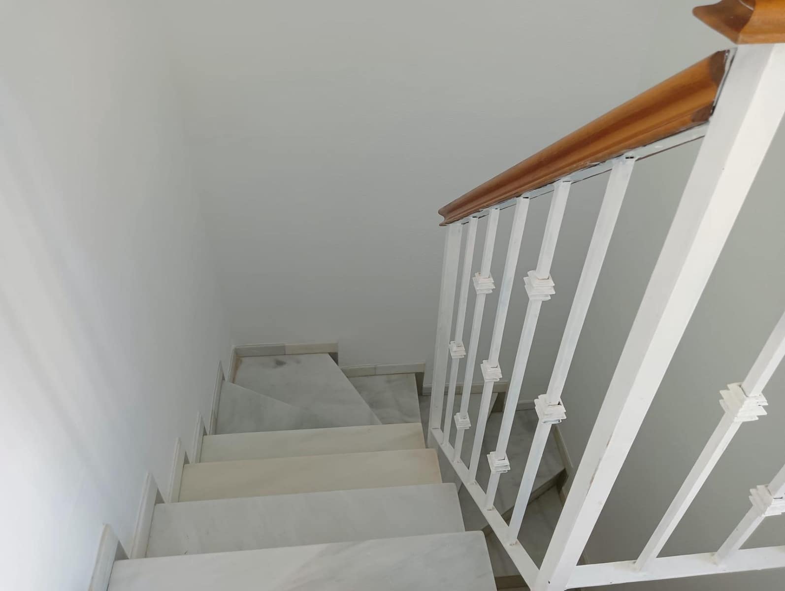 4 quarto Moradia em Banda para venda em Cordova cidade com garagem - 205 000 € (Ref: 9901501)