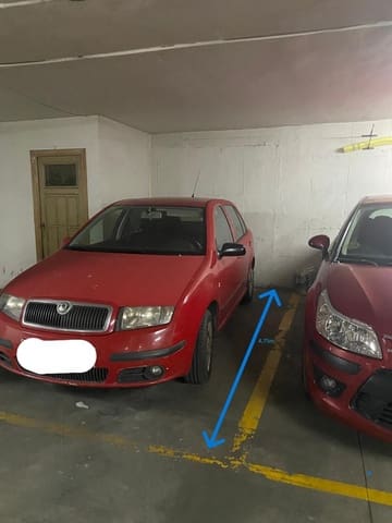Garage til salg i Córdoba by - € 21.000 (Ref: 9901503)