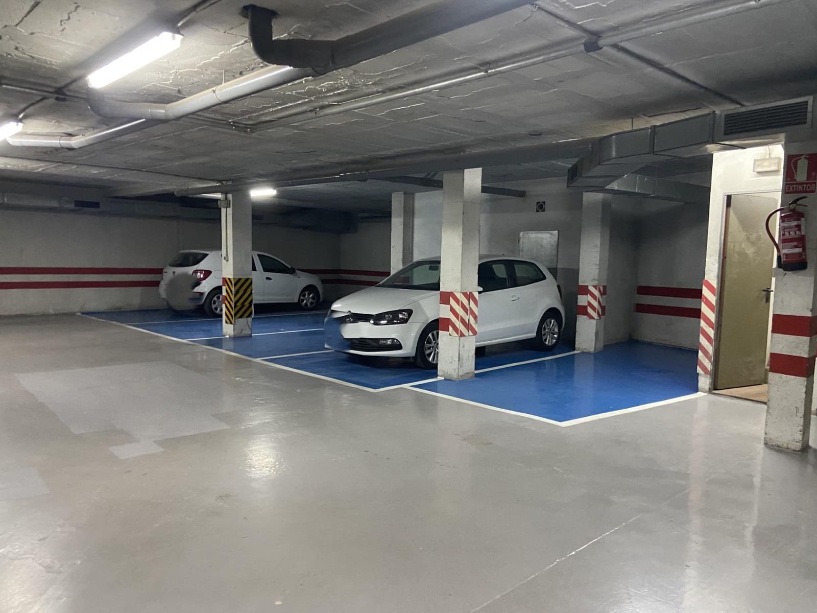 Garage for sale in Cordoba city - € 15,900 (Ref: 9901504)