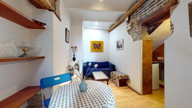 4 bedroom Townhouse for sale in Córdoba city - € 238,500 (Ref: 9901506)
