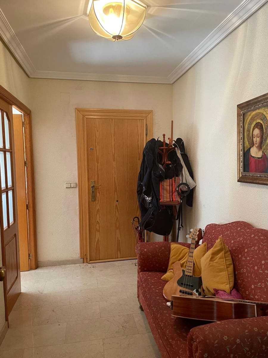 7 quarto Moradia para venda em Cordova cidade com piscina garagem - 465 000 € (Ref: 9901507)
